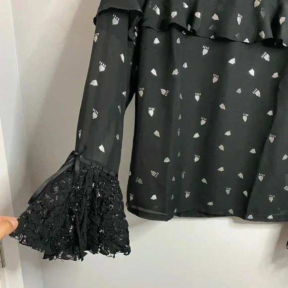 💚 Minkas - Black ruffle blouse with silver details - small - Picture 4 of 5